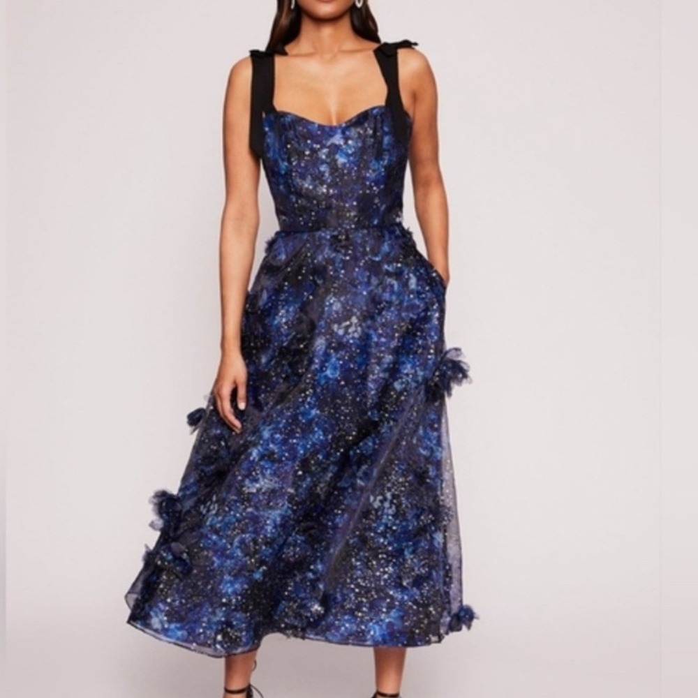 Marchesa Notte Foiled Garden Blue Floral 3D Midi‎ Dress Sweetheart Neck Size 2